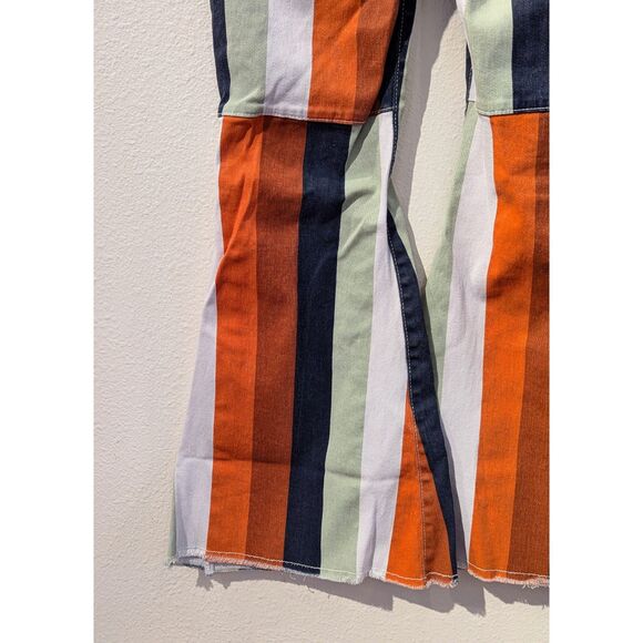 70's style bell bottom multicolor jeans. - Picture 5 of 8